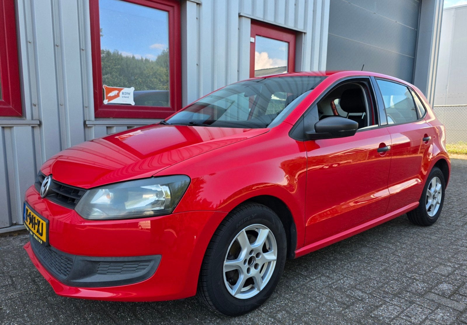 ✅ Volkswagen Polo 1.2 2011, 5 Deurs, Airco, Lmv. Nieuwe APK, Voorwielaandrijving, 40 €/maand, 1198 cc, Bedrijf