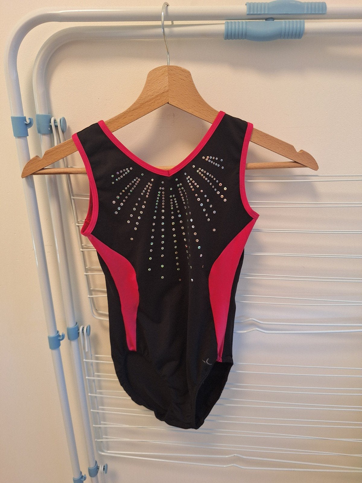 Turnpakje zwart/roze met glitters maat 134, Ophalen of Verzenden, Gebruikt, Meisje, Sport- of Zwemkleding