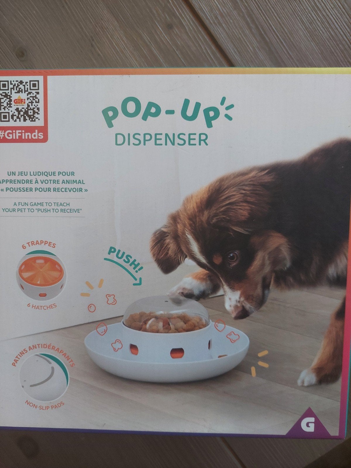 hond die zijn koekjes probeert op te halen, Ophalen of Verzenden