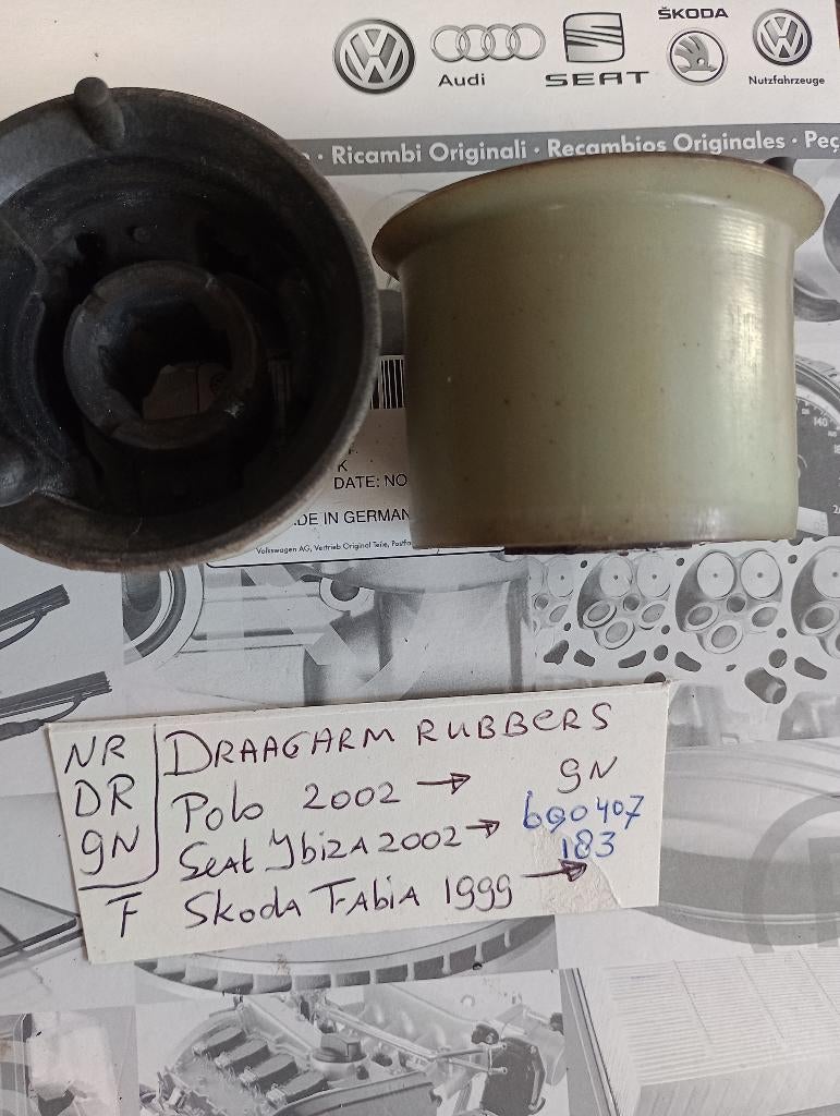 draagarmrubbers polo 9N draagarmrubbers golf 5, Ophalen of Verzenden, Gebruikt, Seat