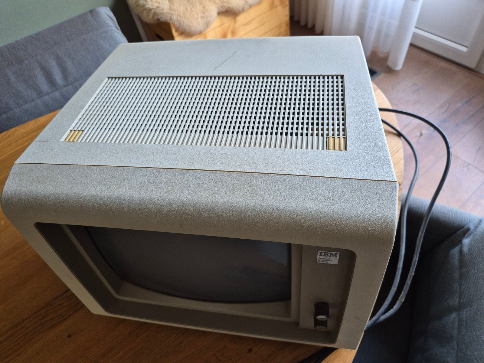 Foto 3 van IBM 5151 Monitor - Vintage Monochrome Display