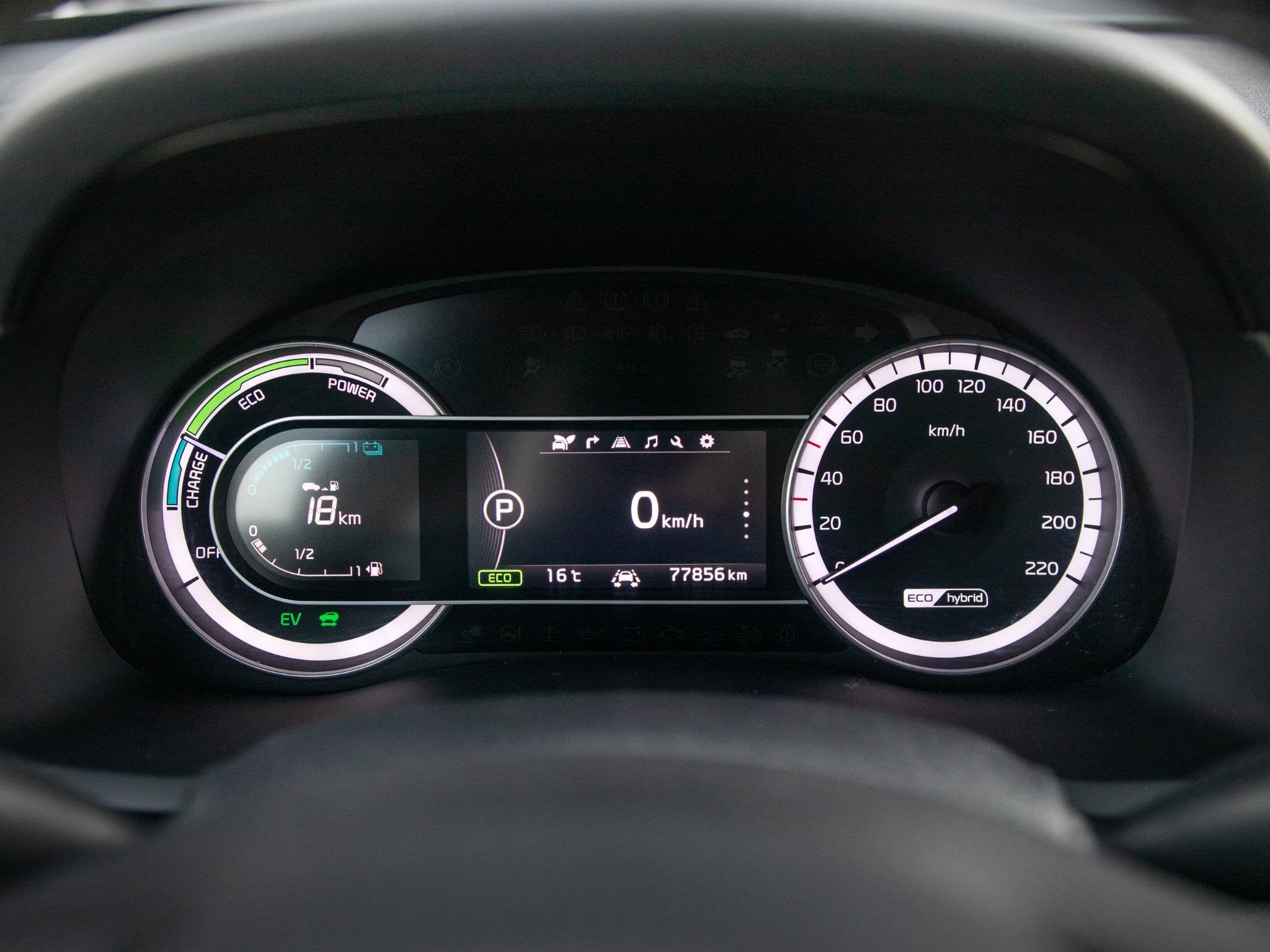 Foto 14 van Kia Niro 1.6 GDi Hybrid ExecutiveLine l lederen bekleding l