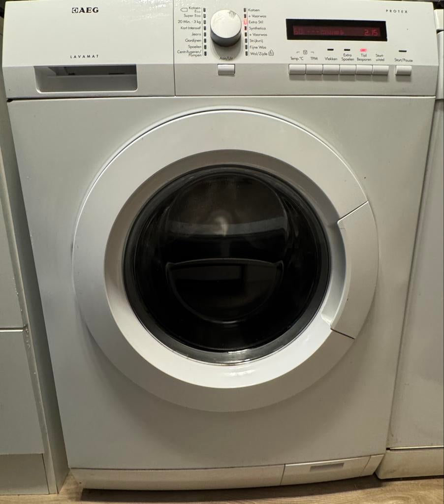 AEG lavamat protex, Gebruikt, Voorlader, 85 tot 90 cm, 1200 tot 1600 toeren