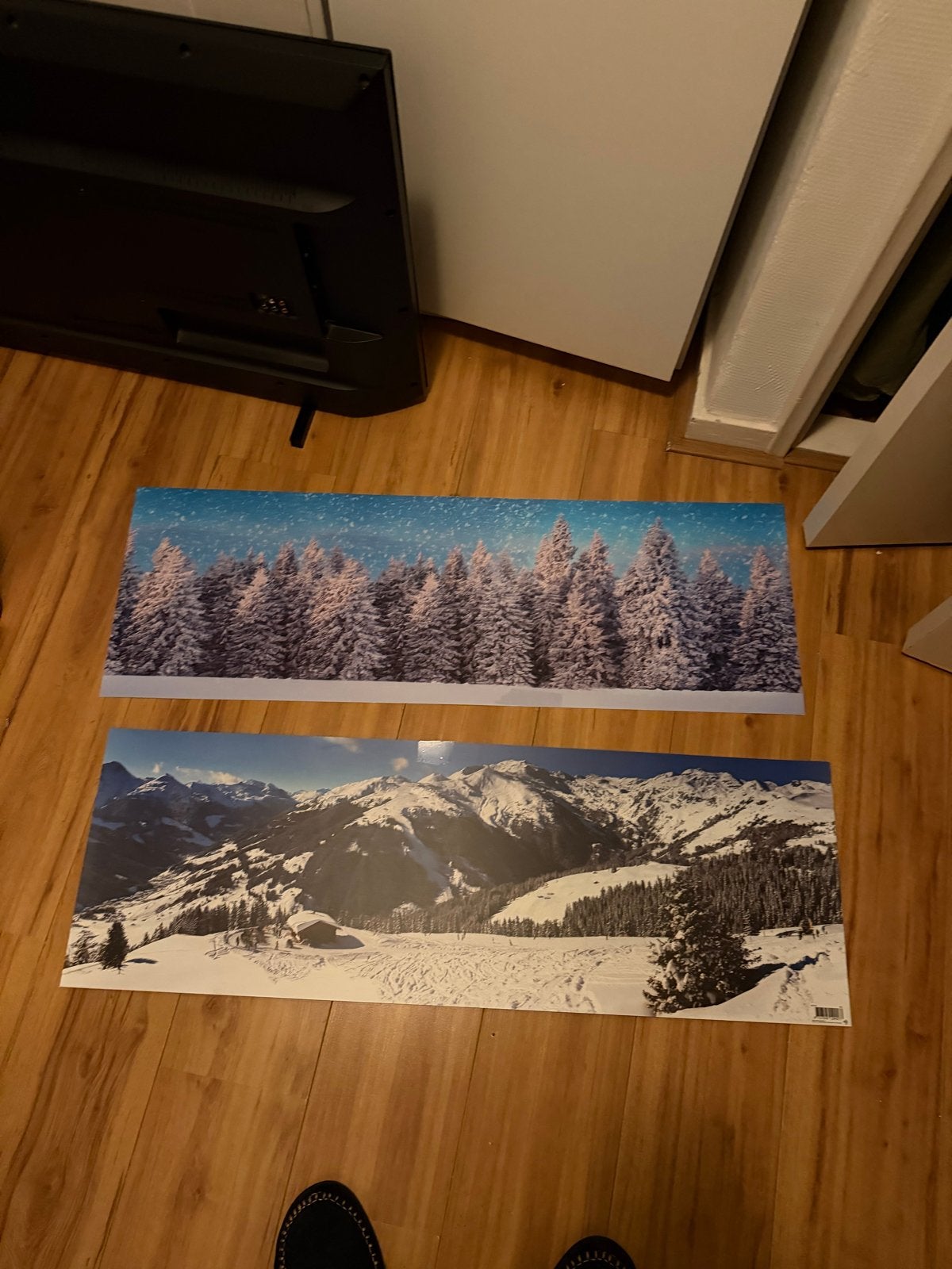 2x Winterlandschap Posters - Sneeuw & Bergen, Ophalen, Zo goed als nieuw, 75 tot 100 cm, Foto of Poster