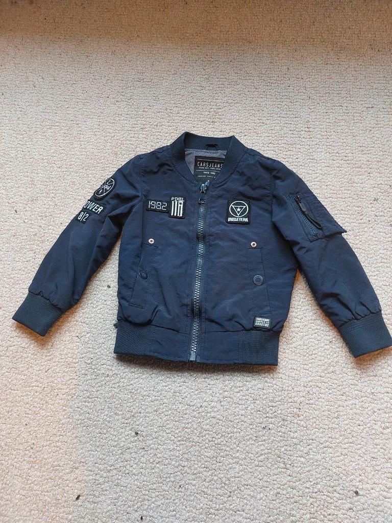 Zomerjas Cars 98/104, Kinderen en Baby's, Kinderkleding | Maat 98, Ophalen of Verzenden, Zo goed als nieuw, Jas, Jongen