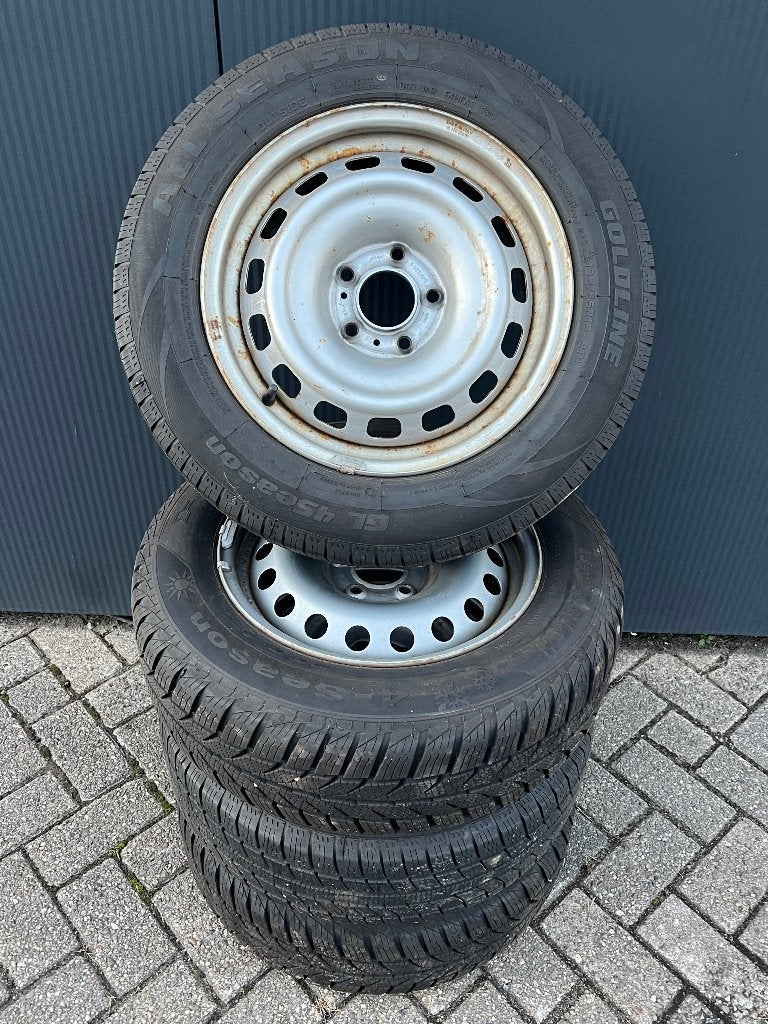 Goldline 195/65/R15 Winter/All-season banden met velgen, Auto-onderdelen, Goldline, 15 inch, Info@goldlinetyres.com, Banden en Velgen