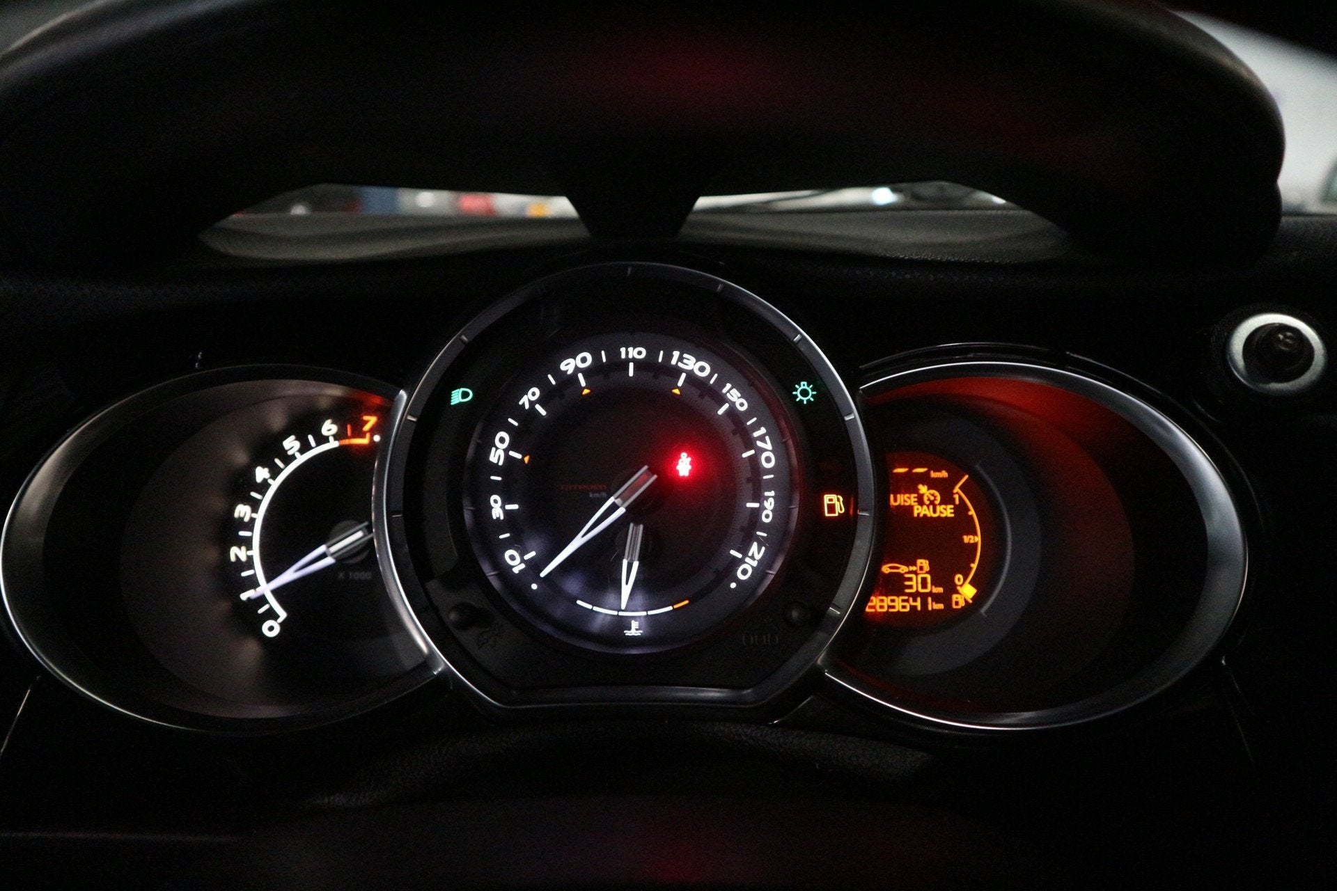 Citroen DS3 1.6 So Chic / APK 2027 / KOUDE AC / NETTE STAAT, Voorwielaandrijving, Euro 5, 4 cilinders, Origineel Nederlands