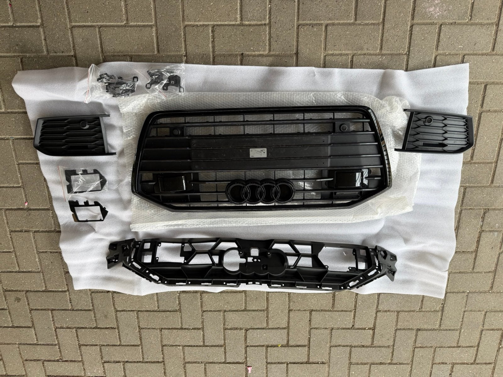 Orginele audi a6 grill! In hele goede staat. Bouwjaar 2021, Ophalen of Verzenden, Audi, Bumper