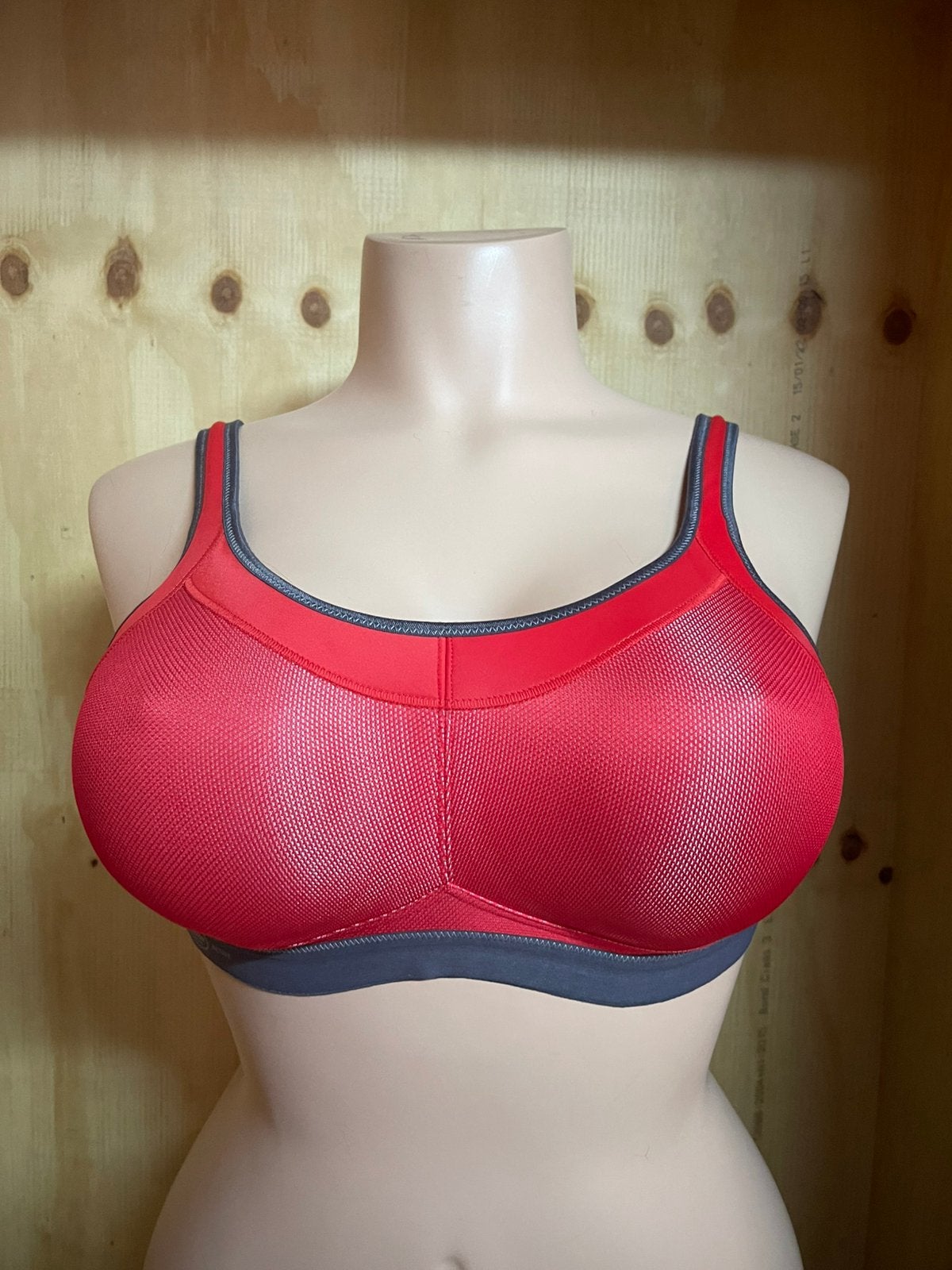 Anita sport bh zonder beugel 95b en 70g model 5529, Verzenden, Rood, BH