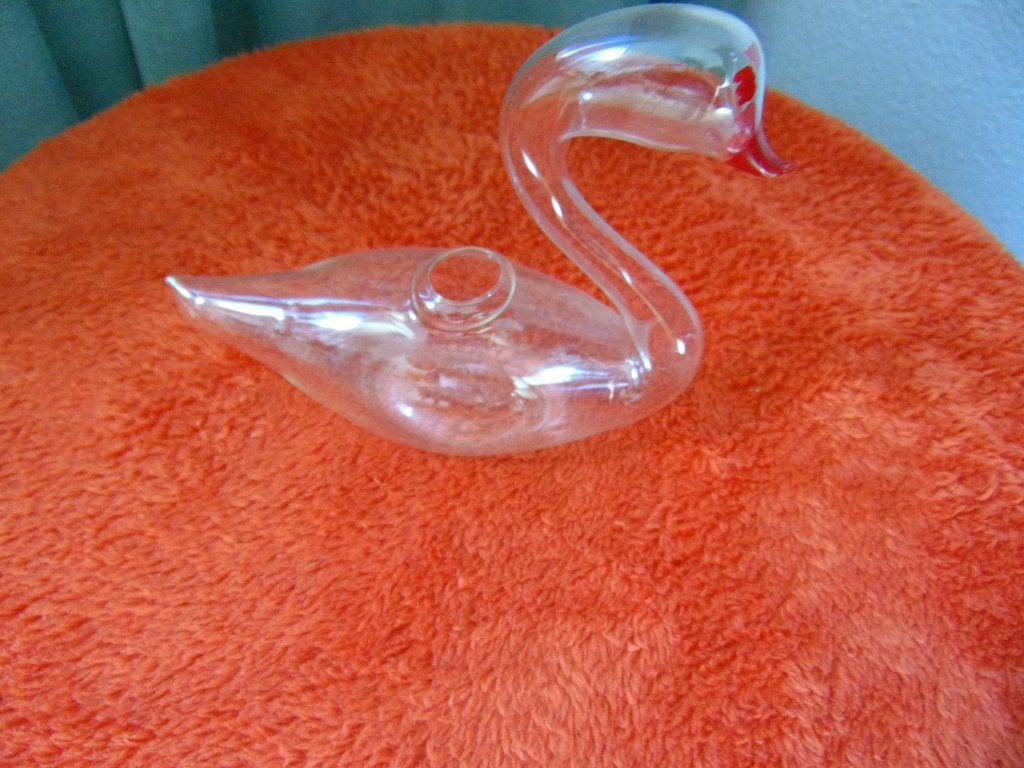 Glas geblazen Zwaan, Ophalen