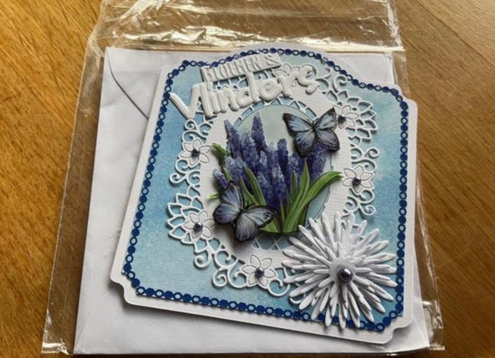 Zelfgemaakte kaart   Bloemen en vlinders 113, Hobby en Vrije tijd, Kaarten | Zelf maken, Ophalen of Verzenden, Nieuw