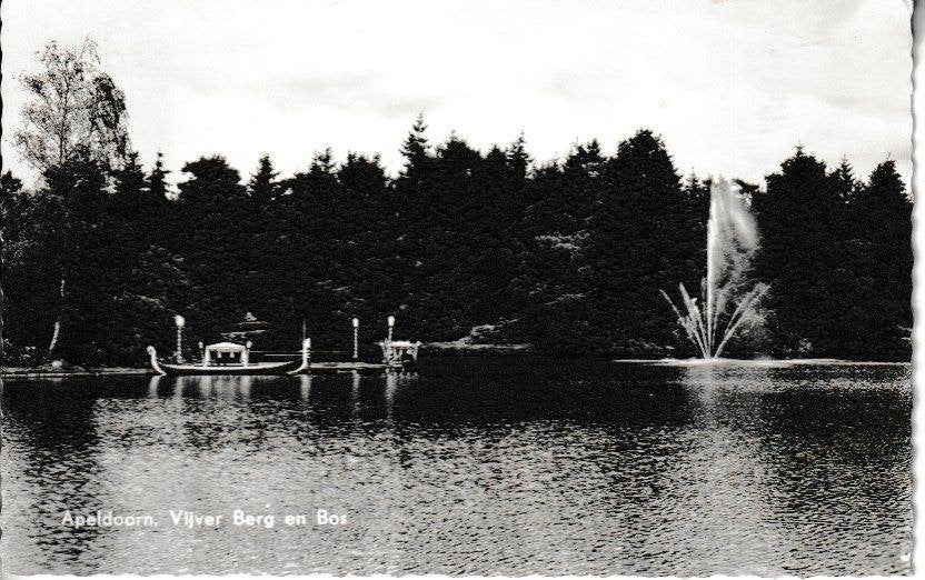 APELDOORN - BERG en BOS / VIJVER / FONTEIN - 1961, Ophalen of Verzenden, 1960 tot 1980, Gelopen, Gelderland