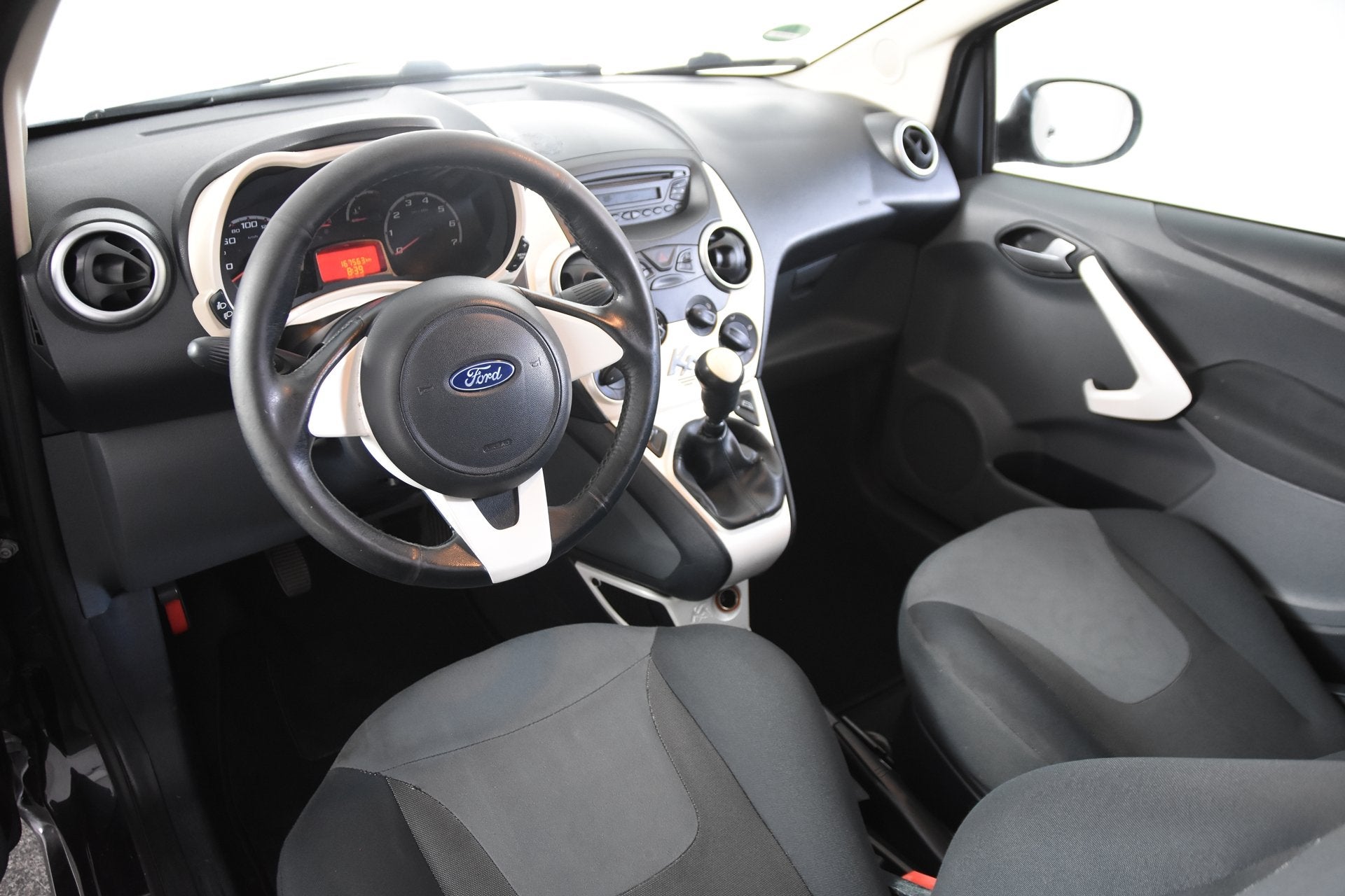 Ford Ka 1.2 Limited *Airco*Meeneemprijs* (bj 2010), Auto's, Voorwielaandrijving, Stof, Gebruikt, 1242 cc