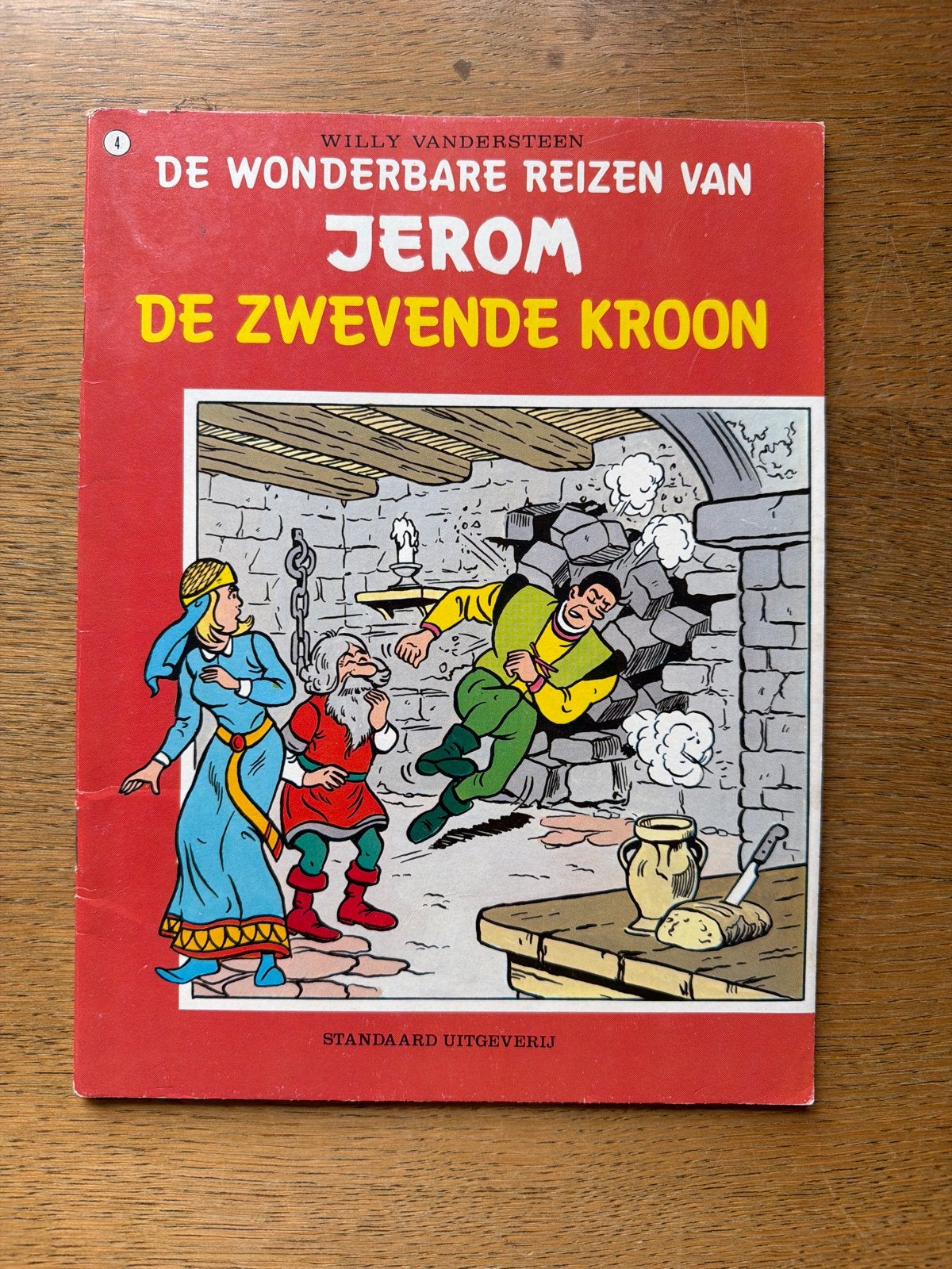 Jerom - De Zwevende Kroon (Willy Vandersteen), Eén stripboek, Ophalen of Verzenden, Gelezen