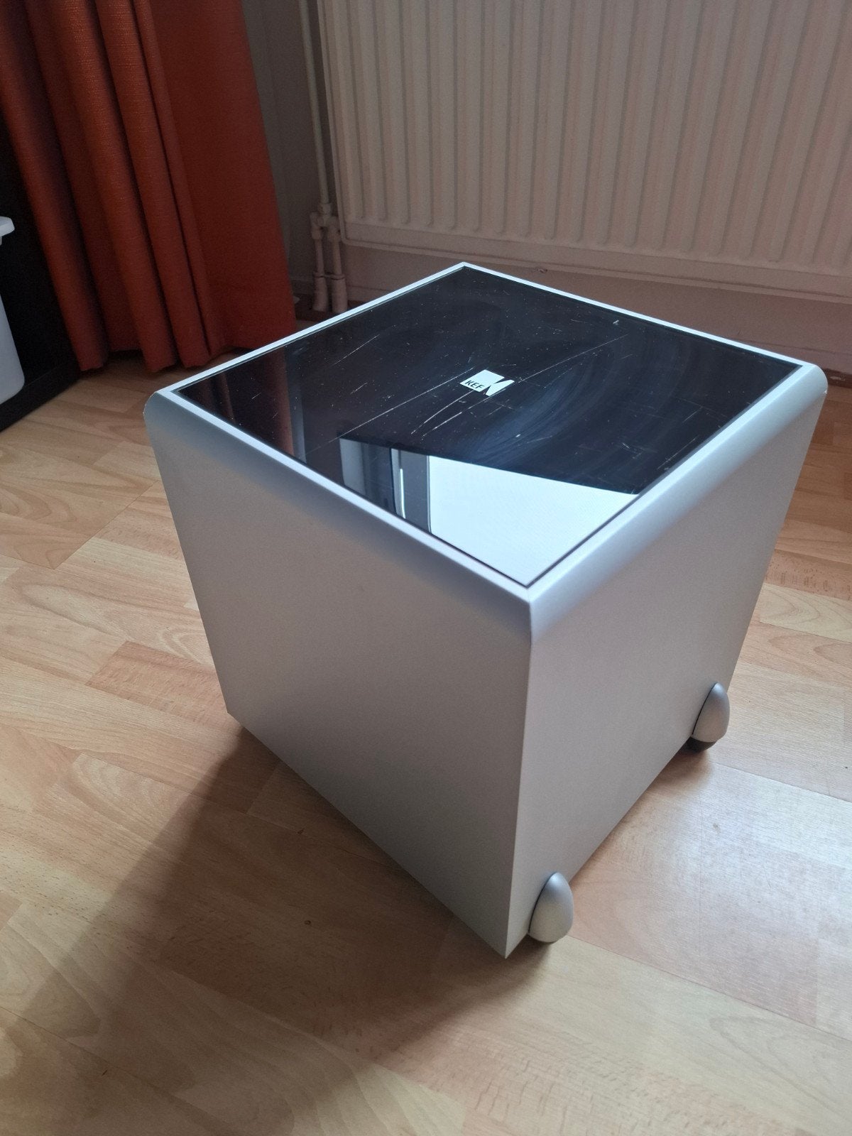 KEF PSW2010 subwoofer, Subwoofer, Zo goed als nieuw, KEF, AUX-ingang