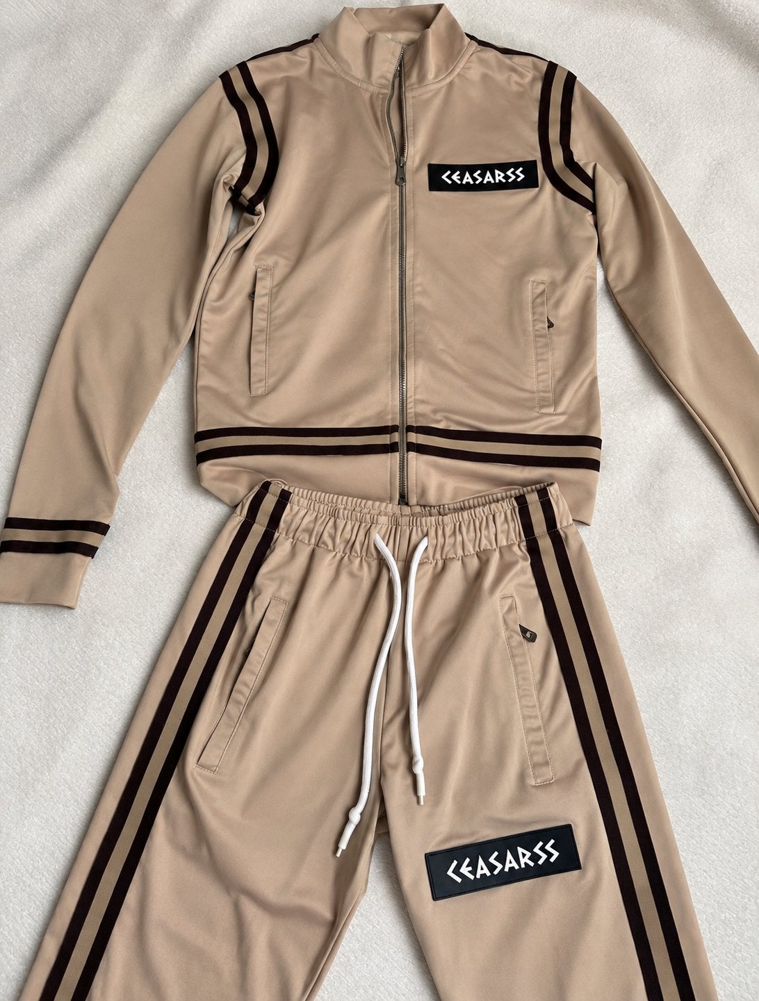 Ceasars Trainingspak - Unisex, Beige, Ophalen of Verzenden, Zo goed als nieuw, Algemeen