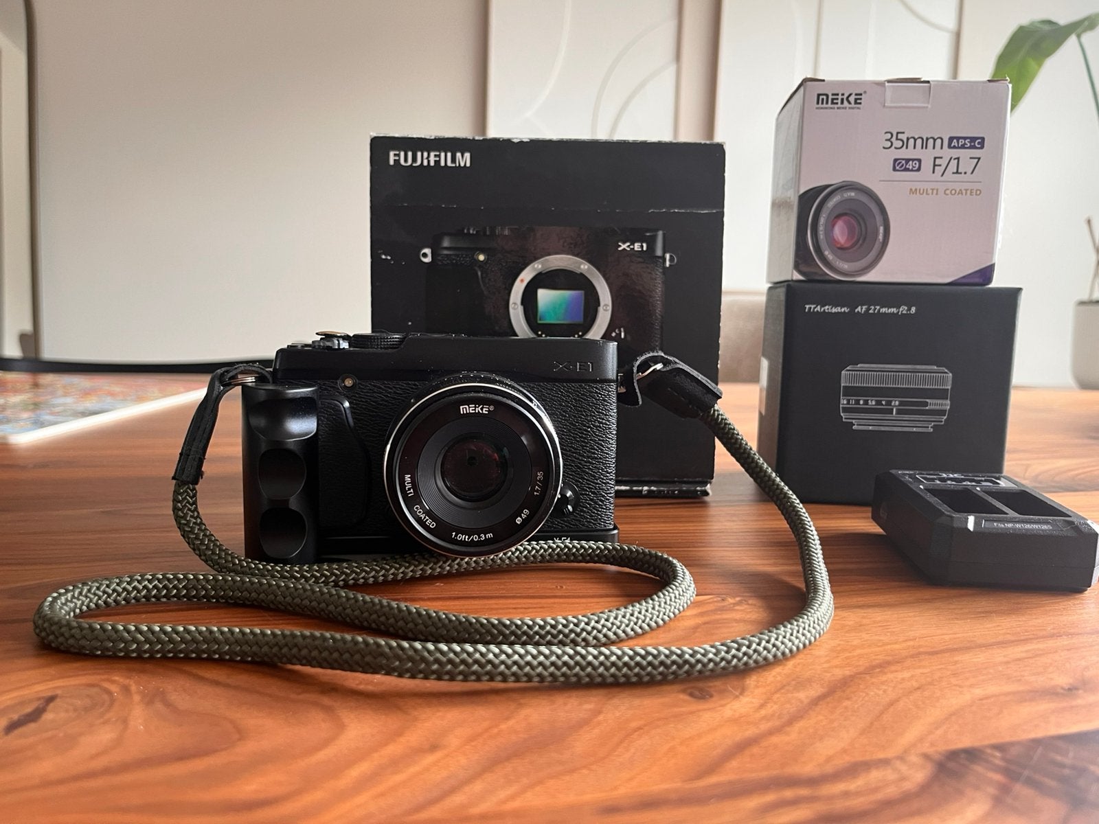 Fujifilm X-E1 + TTArtisan 27mm AF + Meike 35mm f/1.7, Ingebouwde flitser, Gebruikt, 16 megapixels, Ophalen of Verzenden