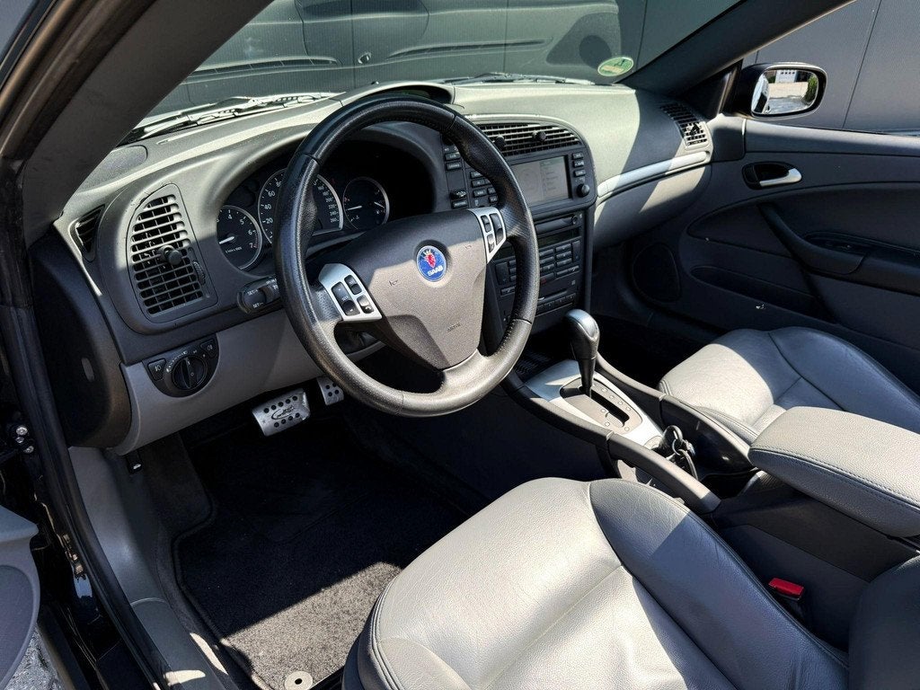 Saab 9-3 Cabrio 1.8t Linear leder / navi /, Auto's, Saab, 1998 cc, Gebruikt, 4 cilinders, 4 stoelen