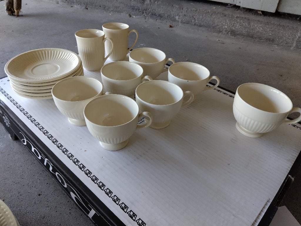 WEDGWOOD Edme plain kop en schotels, Huis en Inrichting, Keuken | Servies, Ophalen, Klassiek, Overige typen, Zo goed als nieuw