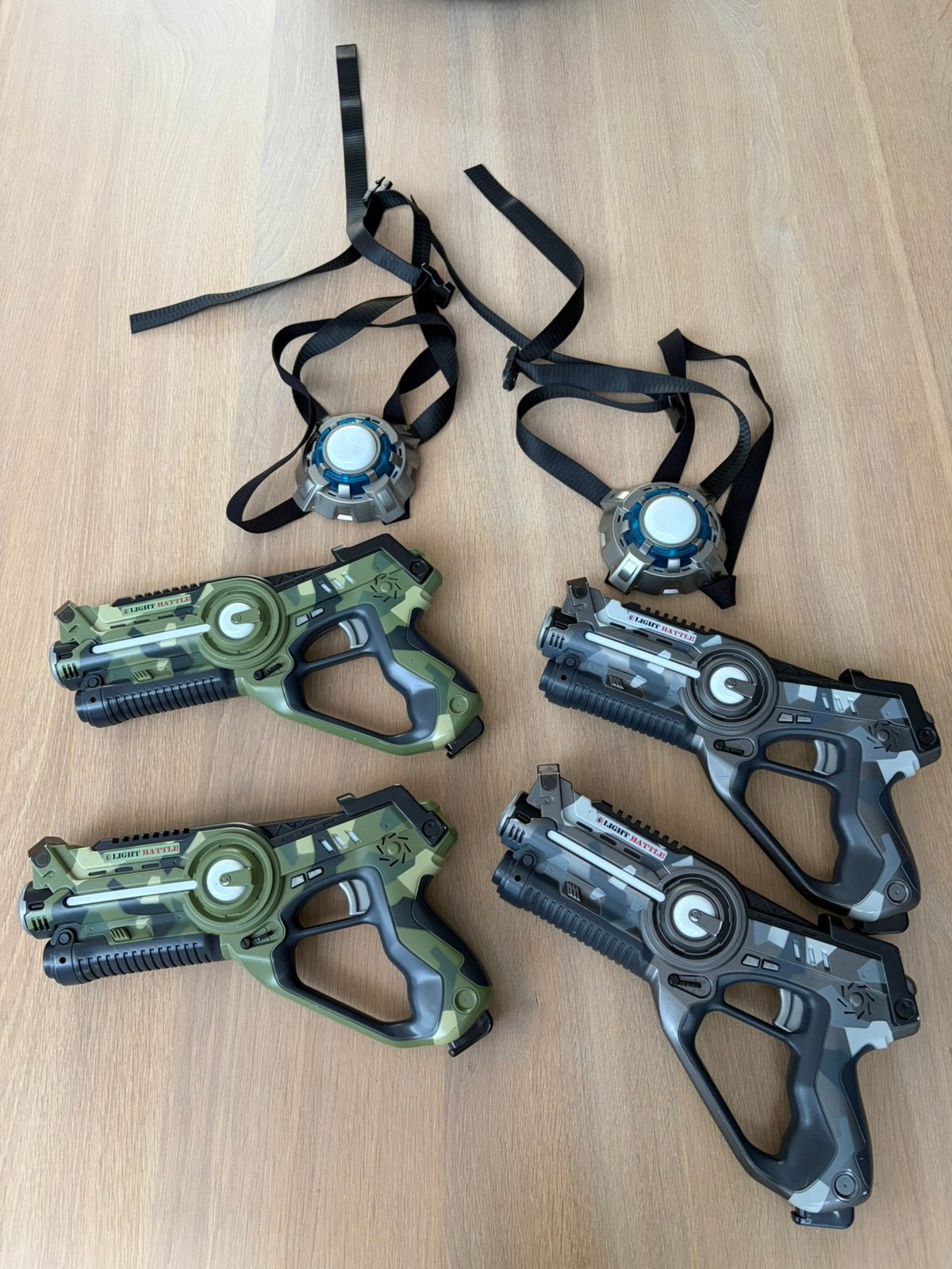 Light Battle Active Camo - 4x Laserguns + 2x connect vest, Ophalen of Verzenden, Zo goed als nieuw