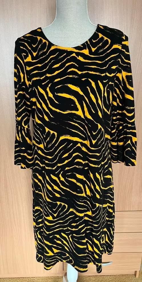 Juffrouw Jansen zwart/gele jurk maat 44[v], Kleding | Dames, Jurken, Overige kleuren, Maat 42/44 (L), Nieuw, Ophalen of Verzenden