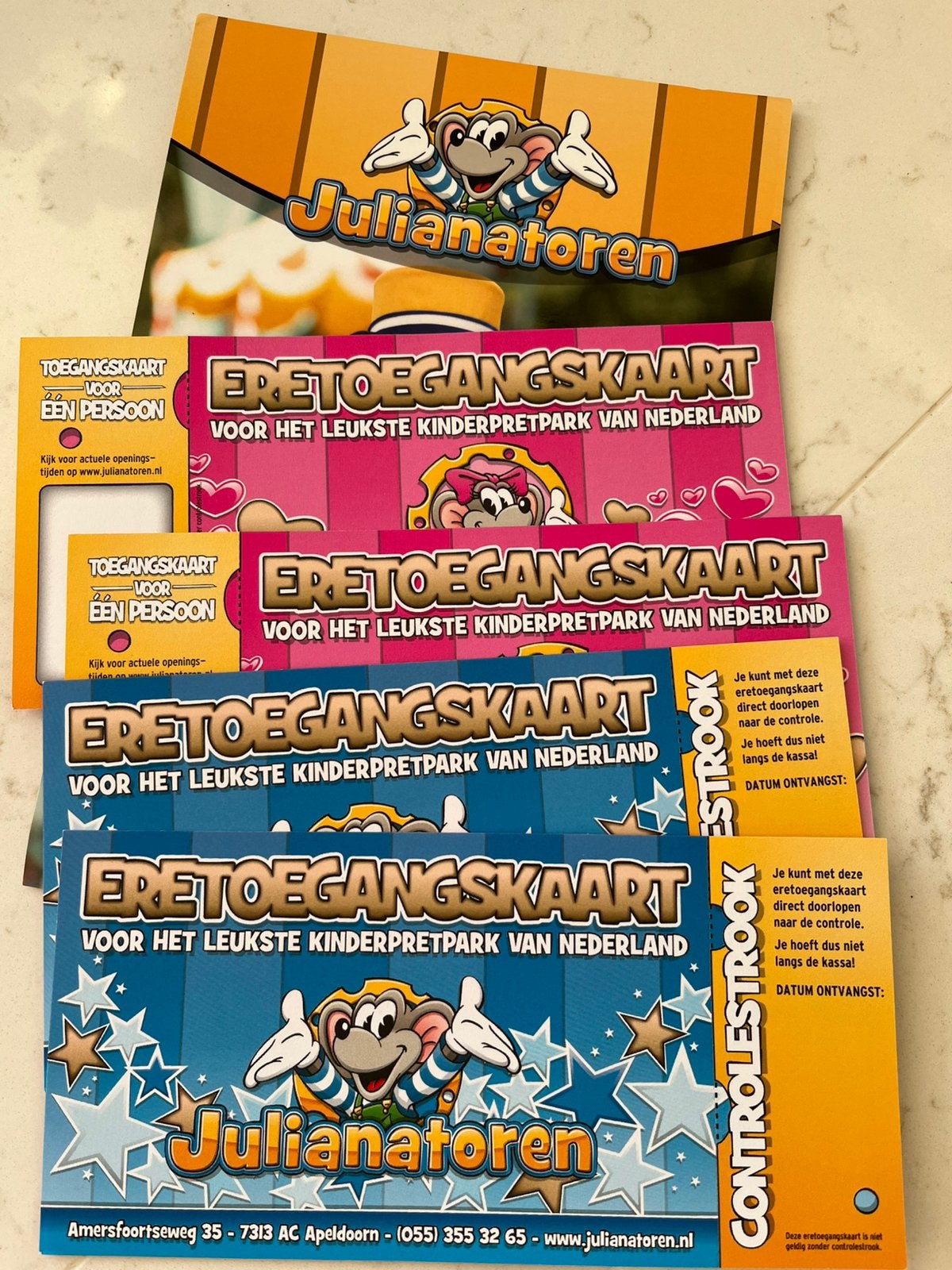 Julianatoren 4x tickets, Drie personen of meer