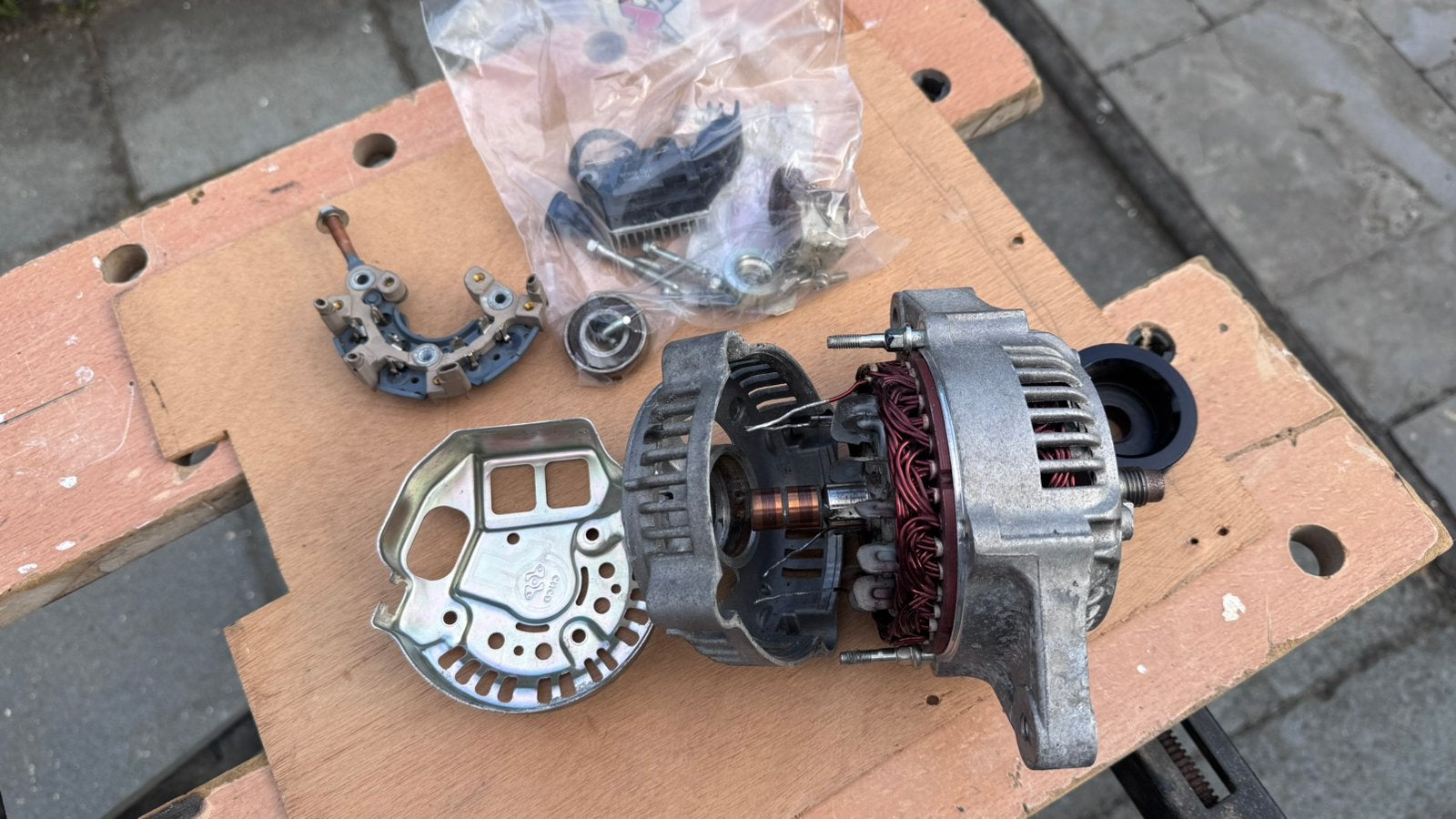 Moto Guzzi dynamo in onderdelen, Ophalen of Verzenden, Gebruikt