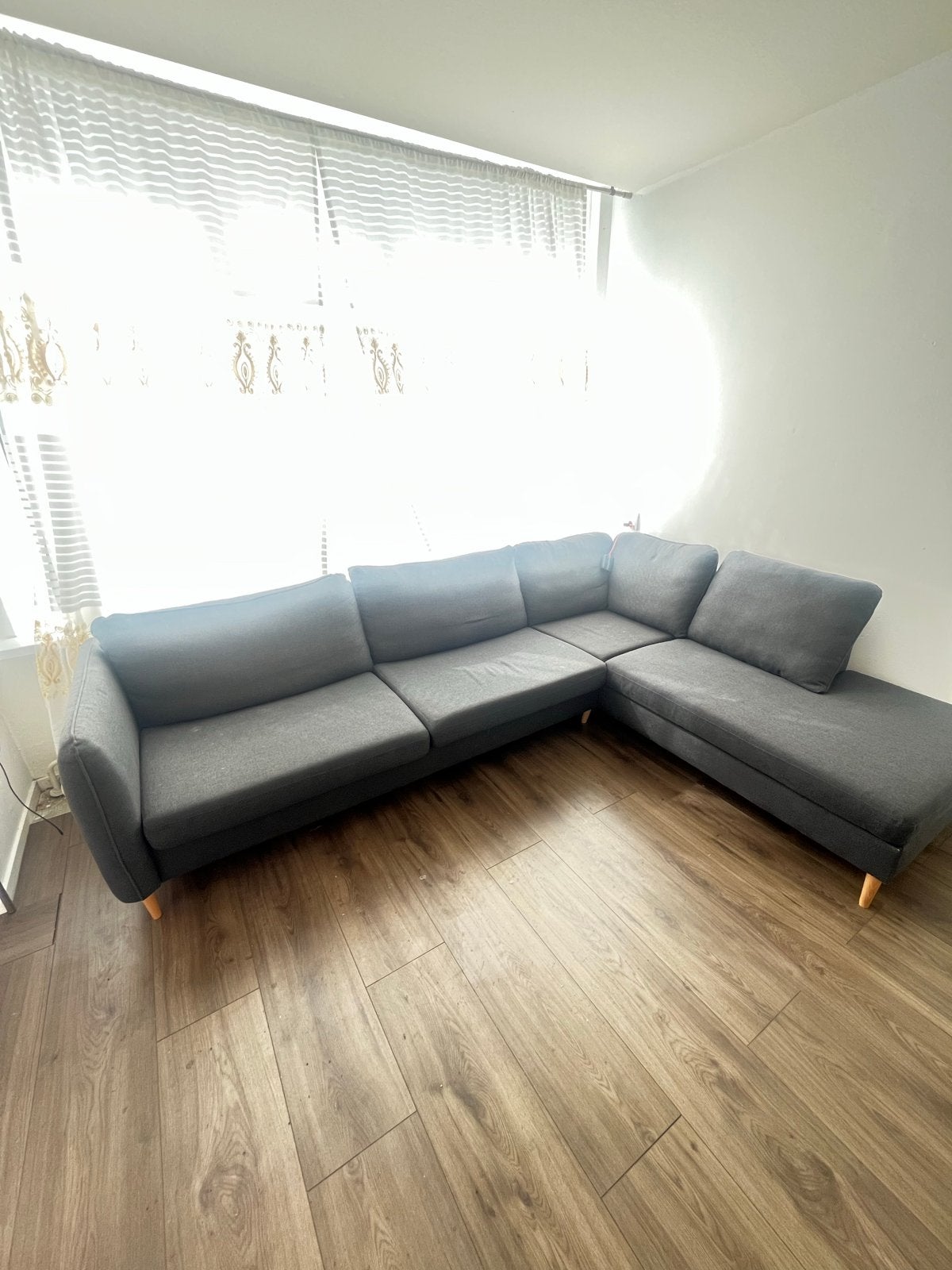Moderne Hoekbank - Grijs Stof - Comfortabel en Ruim, Ophalen, 100 tot 125 cm, Hoekbank, 300 cm of meer