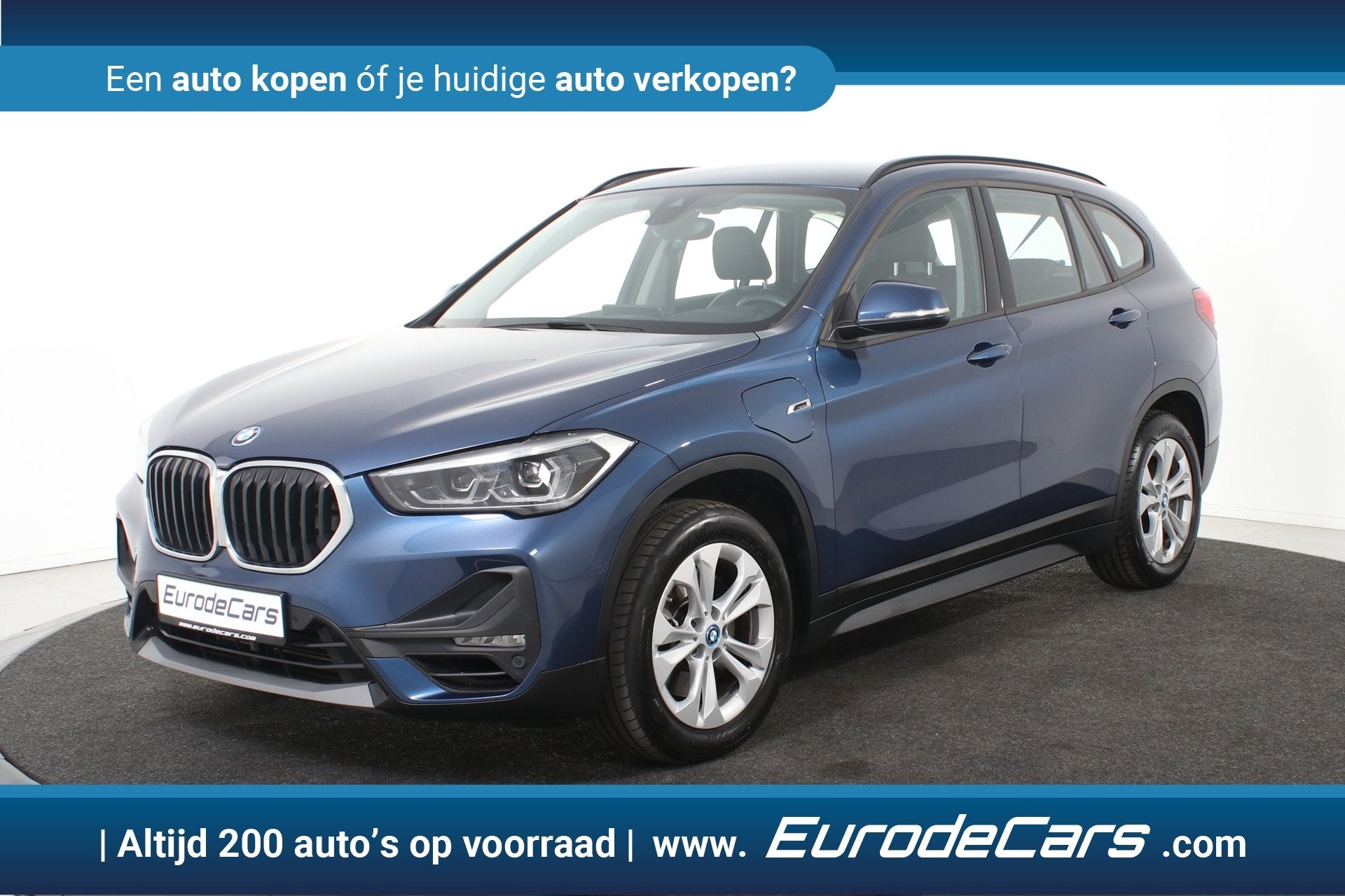 BMW X1 xDrive25e *1ste Eigenaar*Leer*Navigatie*Trekhaak*, Auto's, Dealer onderhouden, Gebruikt, 1595 kg, Blauw