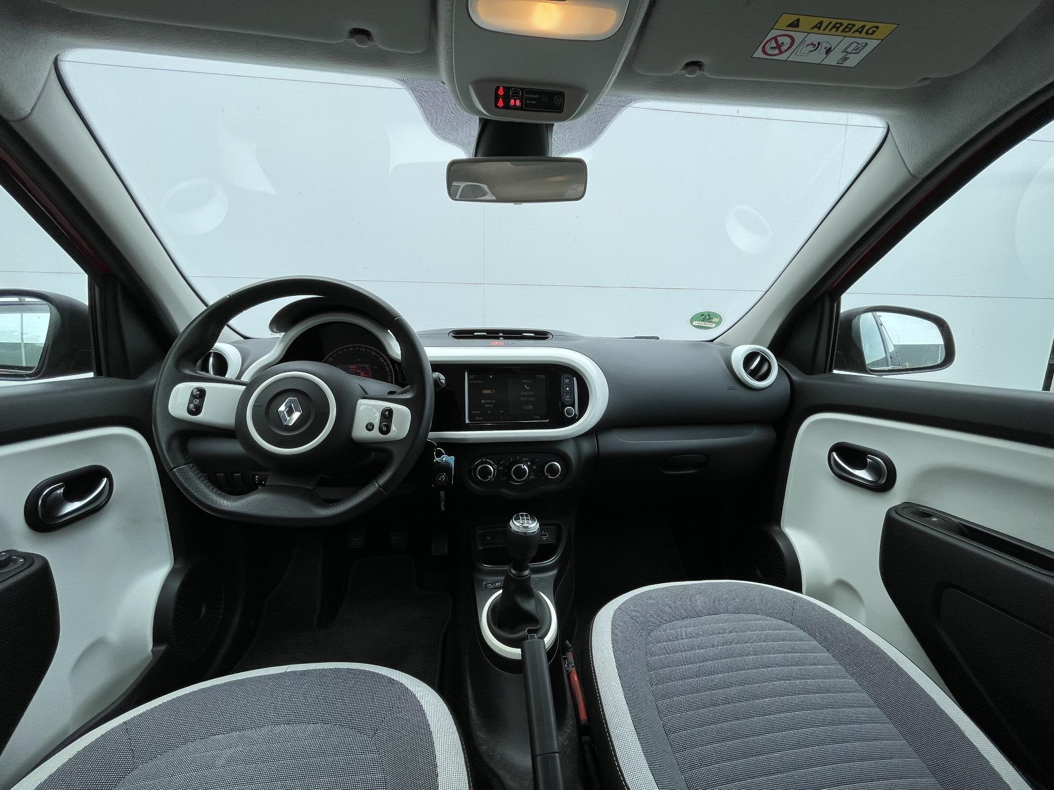 Renault Twingo 1.0 SCe Collection | Cruise control | Apple C, Auto's, Renault, Keurmerk '100% Onderhouden', Elektrische ramen