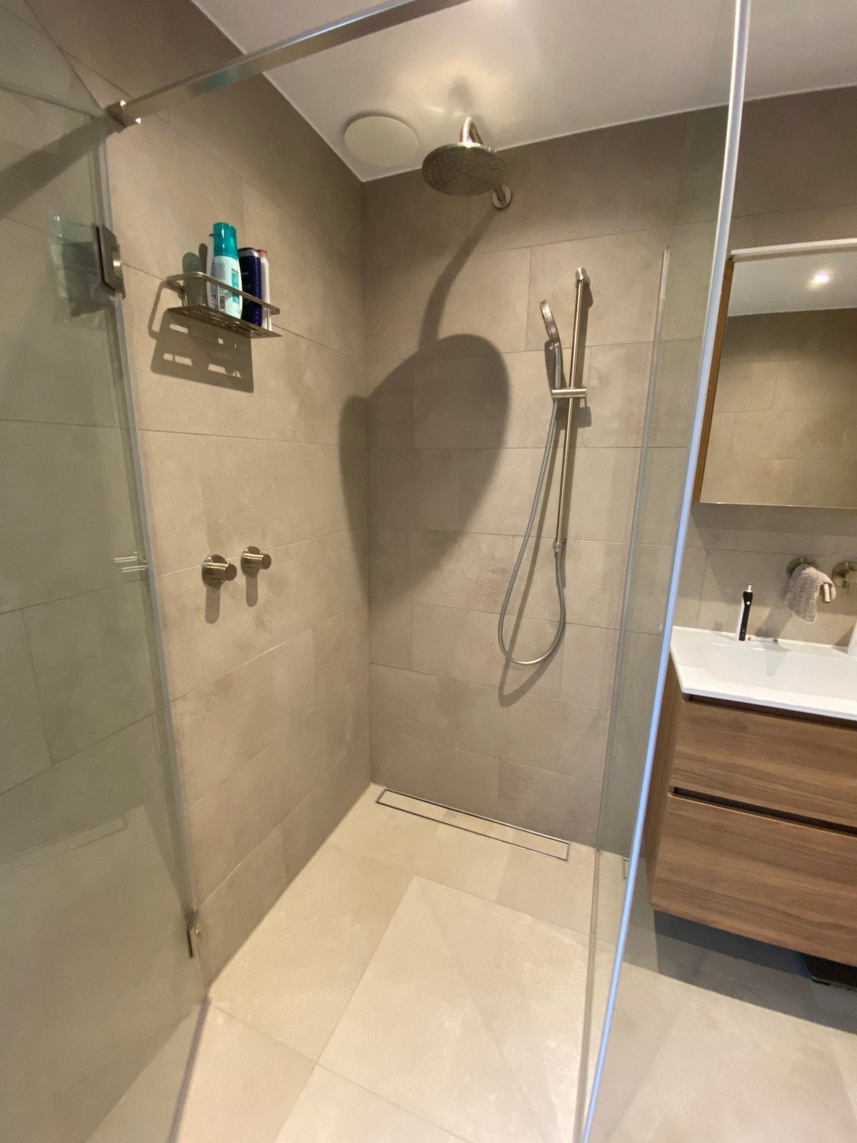 Restant keramische tegels beige/grijs 60x60 en 60x30, Ophalen, 60 cm of meer, Keramiek, Zo goed als nieuw