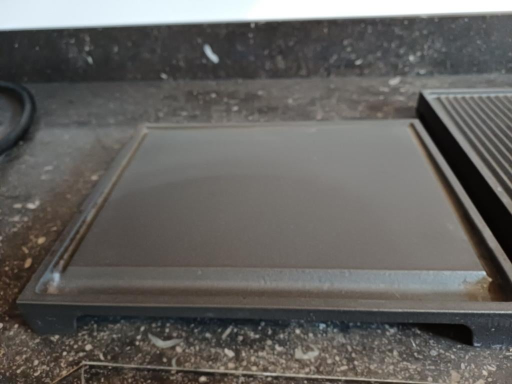 Boretti BAC97 Vlakke Gietijzeren Grillplaat 34,5x28cm, Ophalen of Verzenden, Zo goed als nieuw, Tafelgrill