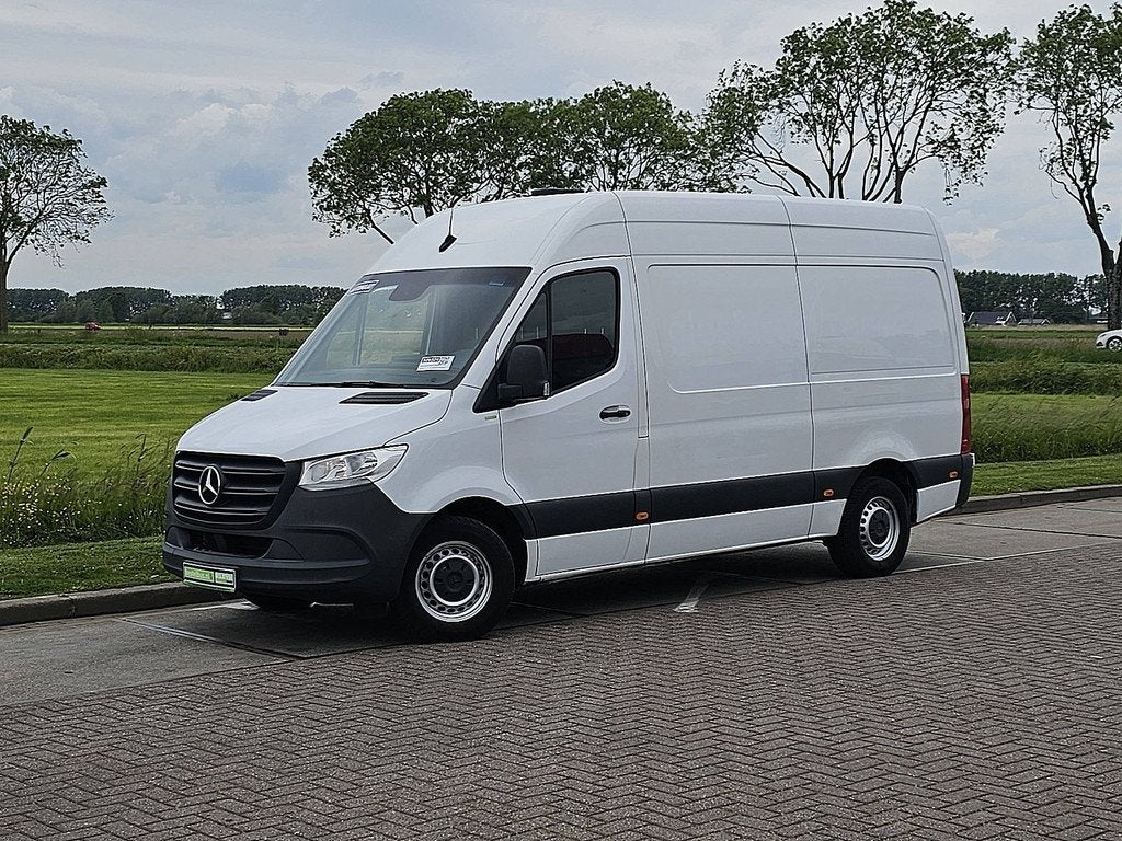 MERCEDES-BENZ SPRINTER 315 l2h2 navi trekhaak!, Achterwielaandrijving, Gebruikt, Euro 6, 4 cilinders