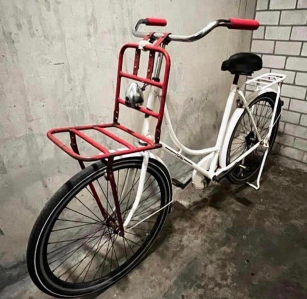 Dames Fiets, zonder mankementen,LED, OOSTPLEIN ROTTERDAM, Fietsen en Brommers, Fietsen | Dames | Omafietsen, 53 tot 56 cm, Ophalen of Verzenden