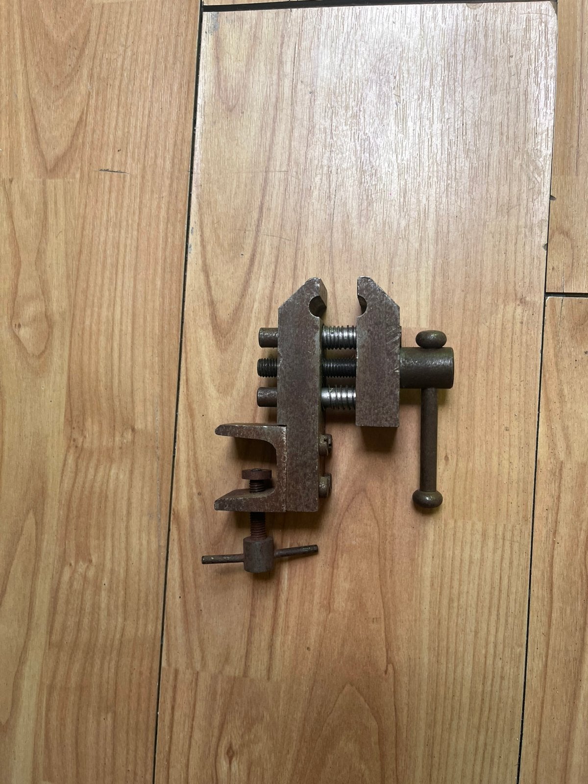 Vintage bankschroefje!, Ophalen of Verzenden, Gebruikt, Groter dan 1:32