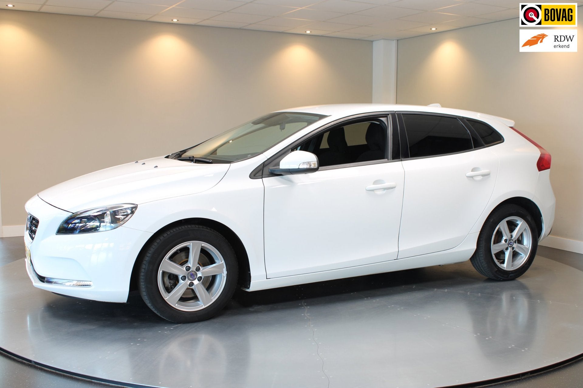 Volvo V40 1.6 T3 *Distr.riem VV!* 88.312Km|150Pk|Cruise|Clim, Voorwielaandrijving, Gebruikt, 4 cilinders, 150 pk