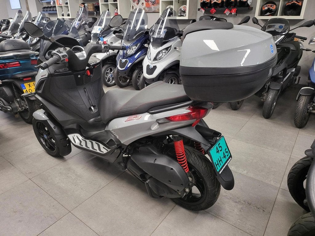 Piaggio MP3 300 HPE SPORT 2021 RIJKLAAR GARANTIE, Bedrijf, Scooter