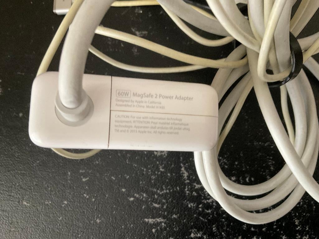 Apple macbook oplader, Ophalen of Verzenden, Zo goed als nieuw, Apple