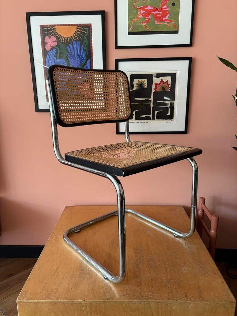 Marcel Breuer Cesca stoel, Ophalen