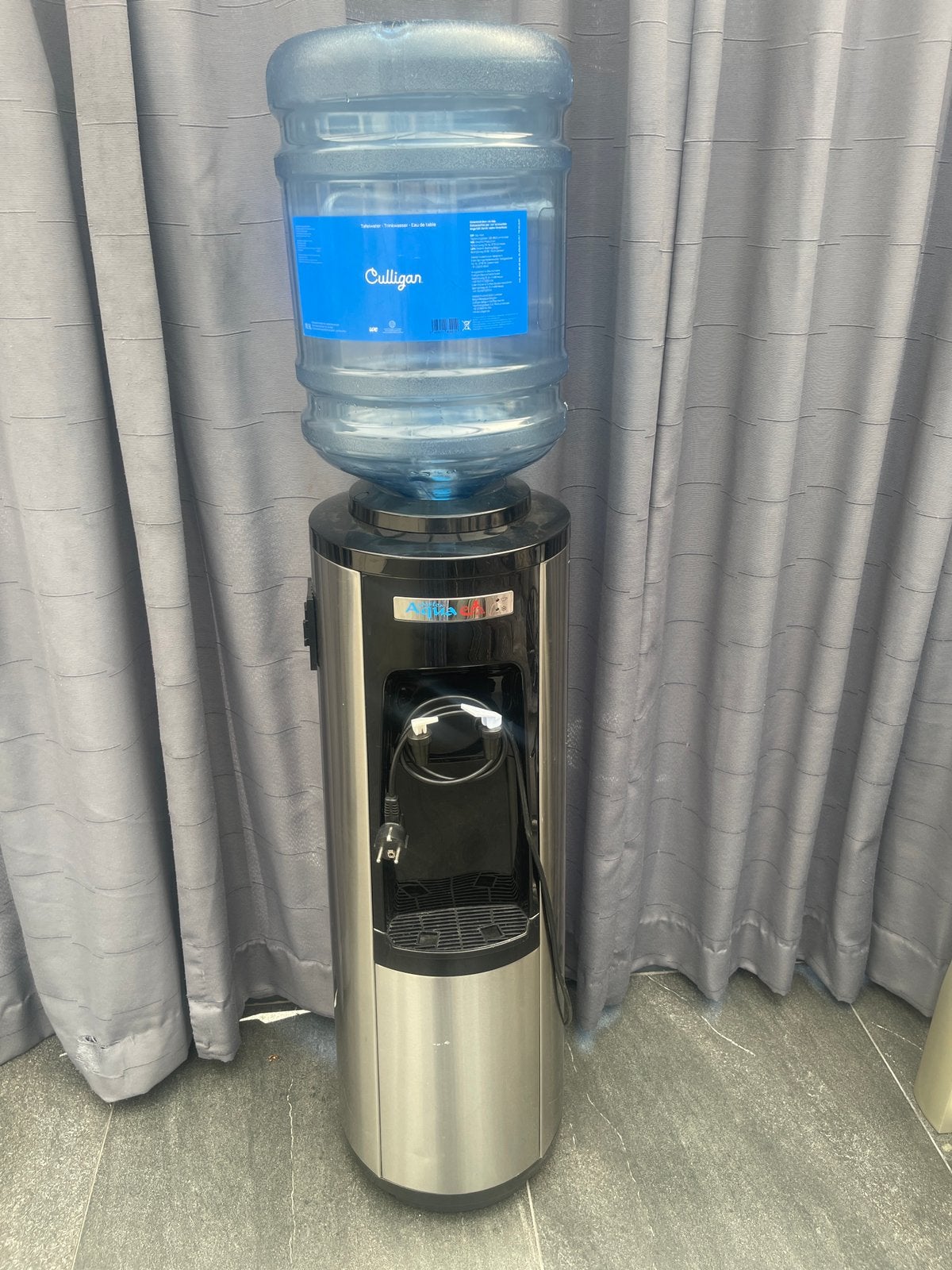 Hele mooie oasis rvs waterkoeler te koop, Ophalen of Verzenden, Zo goed als nieuw, Waterkoeler