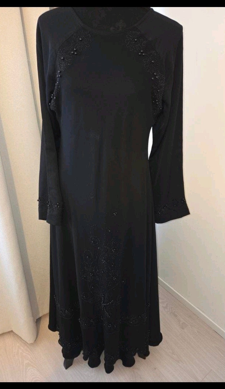 Zwarte abaya uit dubai getailleerd ( kaftan jelaba), Kleding | Dames, Ophalen of Verzenden, Zo goed als nieuw, Zwart, Overige typen
