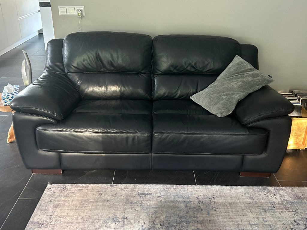 Leren tweezitsbanken met hocker, donkerblauw, Ophalen, Gebruikt, 150 tot 200 cm, Tweepersoons