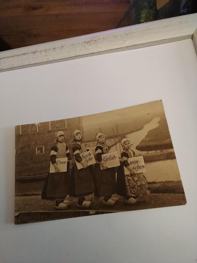 KINDEREN. IN KLEDERDRACHT. 1911, Ophalen of Verzenden, Voor 1920, Zeeland