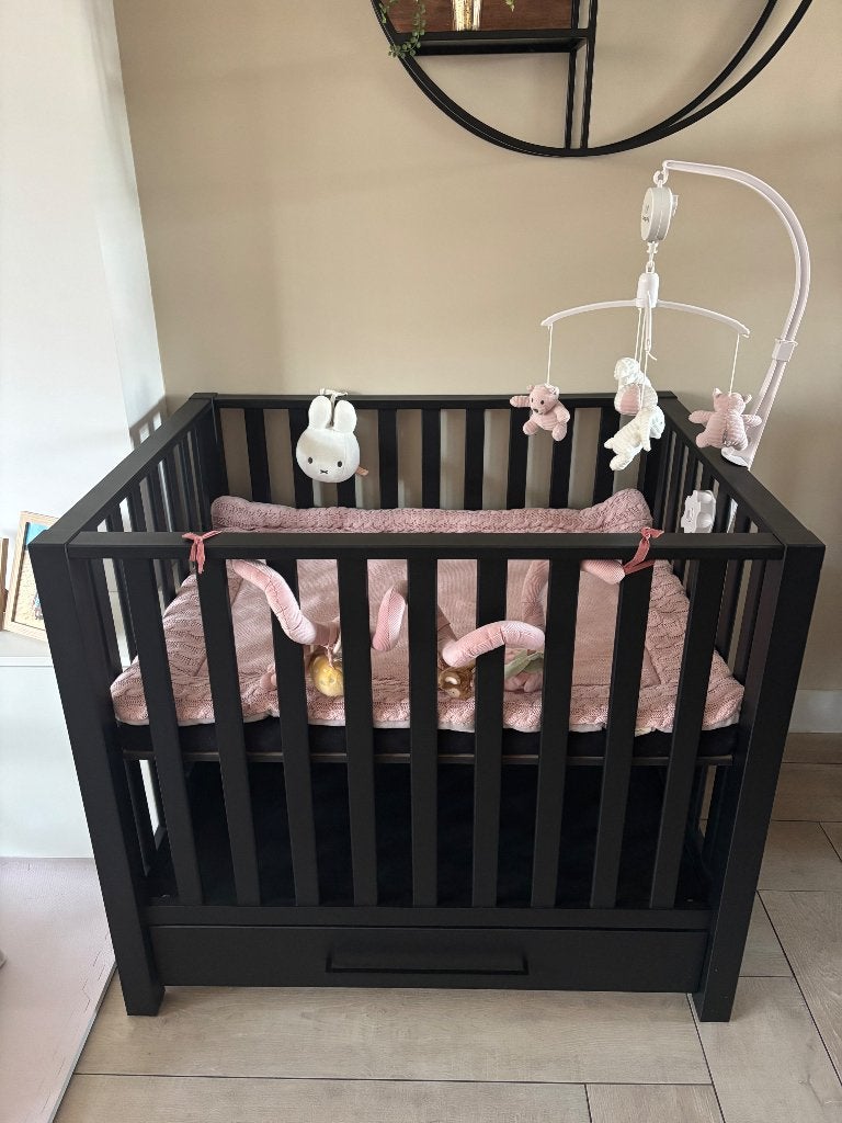 Babybox met lade incl muziekmobiel, matras en boxkleed, Kinderen en Baby's, Boxen, Ophalen, Zo goed als nieuw, Rechthoekig, In hoogte verstelbaar