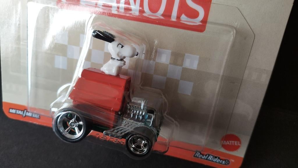 Snoopy Peanuts 1:64  Hotwheels Premium Pol, Auto, Nieuw, Ophalen of Verzenden, 1186mj 1 NL