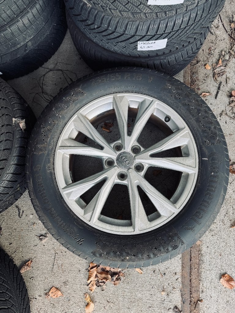 Zomerset OEM Audi Q3 18" Continental 235/55R18, Ophalen, 18 inch, Gebruikt, Banden en Velgen