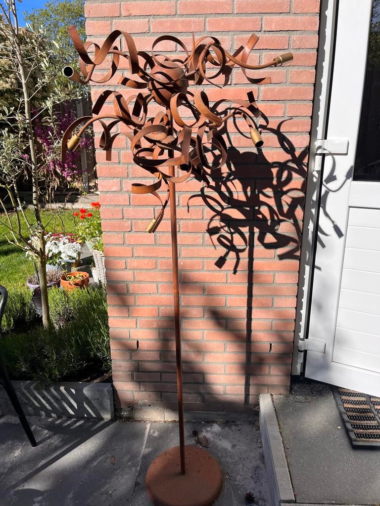 Vloerlamp - Roest-look Curlie Design, Huis en Inrichting, Ophalen, Gebruikt, Metaal, 150 tot 200 cm