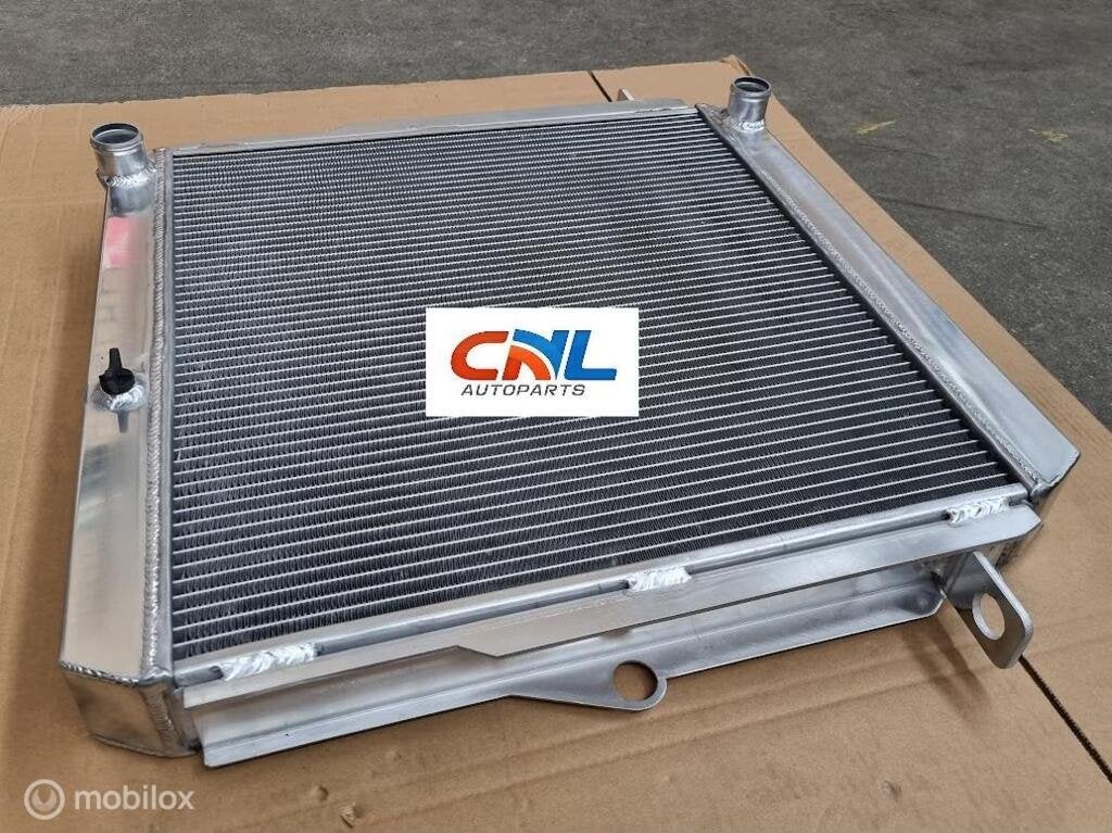 Radiateur Toyota Land Cruiser BJ70/BJ71/BJ73/BJ74/BJ75 84-89, Nieuw, Ophalen of Verzenden