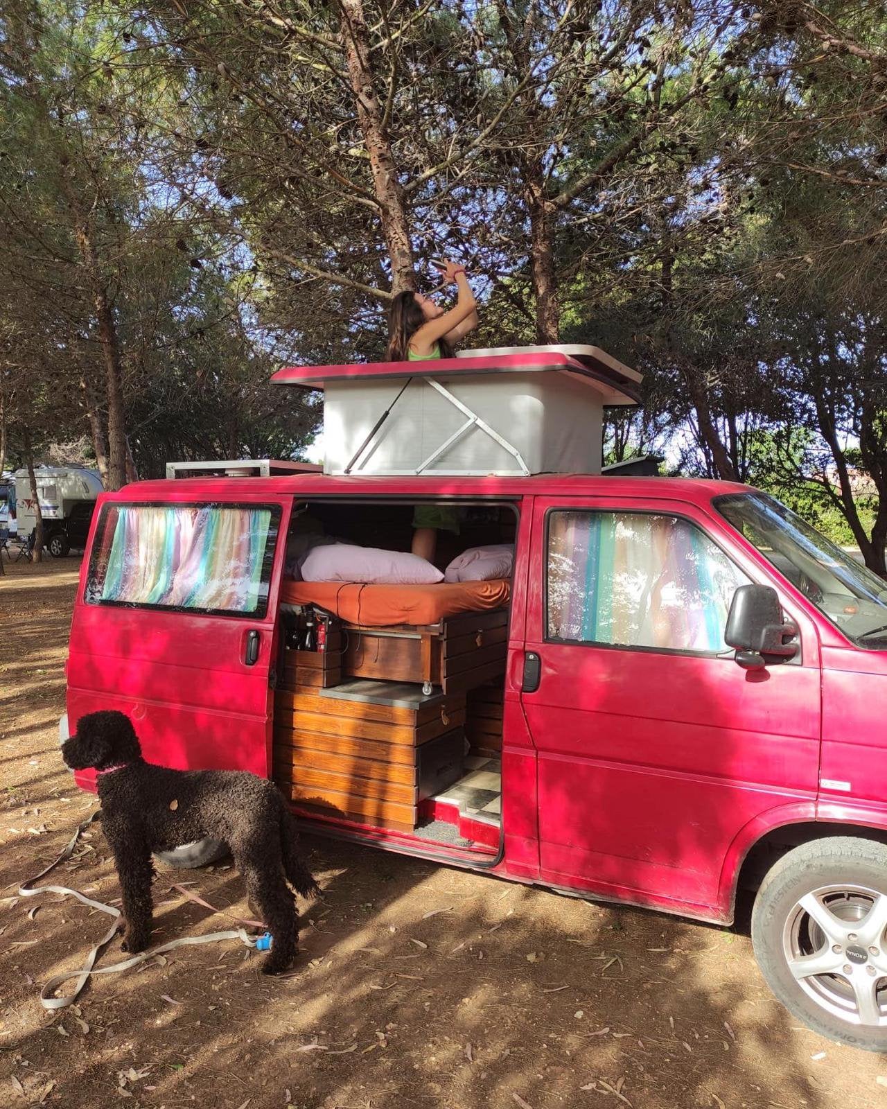 Volkswagen transporter t4 off-grid surf camper, Chemisch toilet, Buscamper of Camperbus, Hefdak, Volkswagen