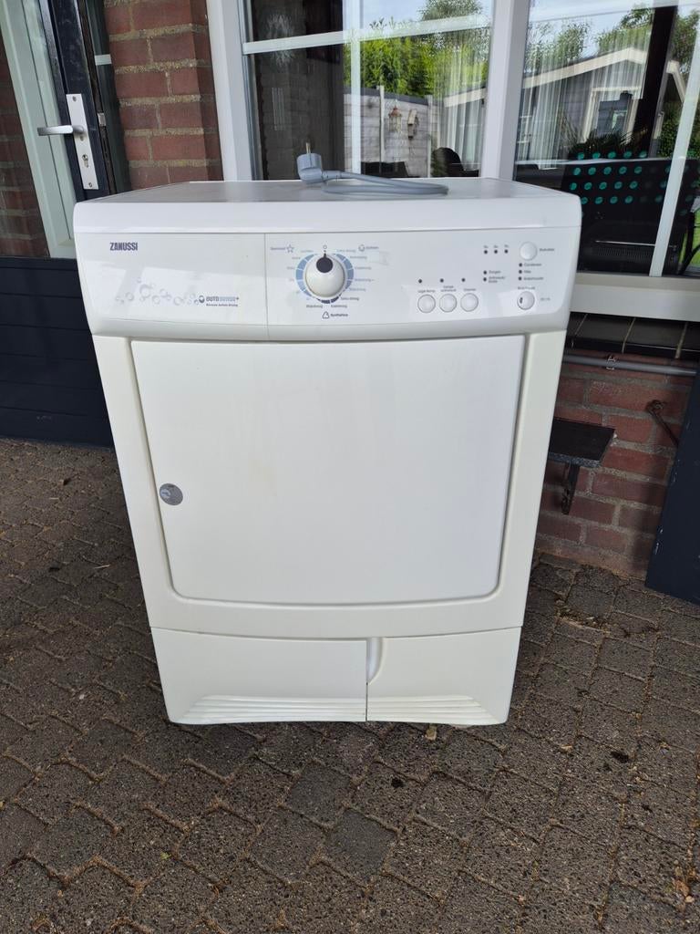 Zanussi Condensdroger - Betrouwbaar en Efficiënt, 6 tot 8 kg, Gebruikt, Ophalen of Verzenden, Voorlader